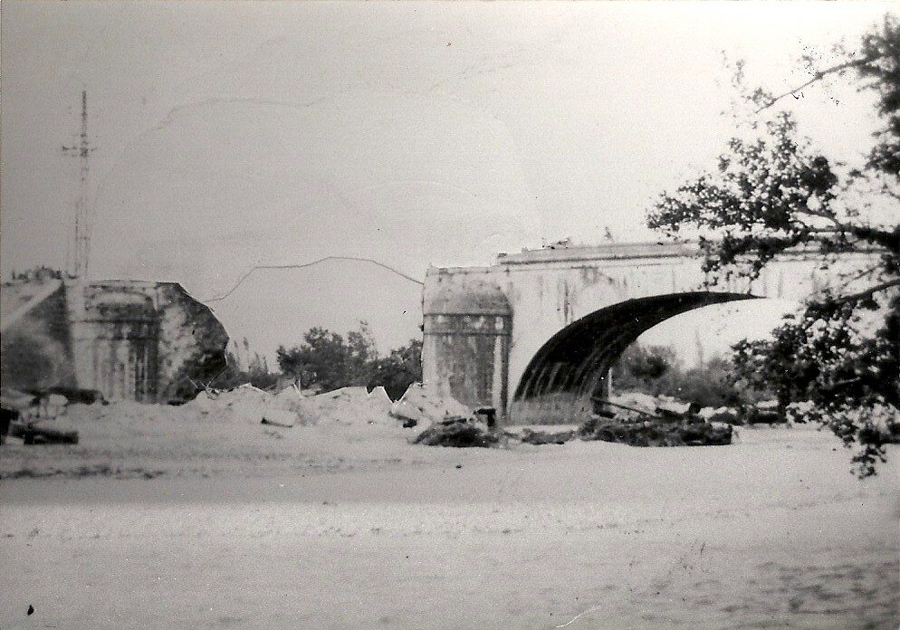 Pont-de-LIVRON.jpg